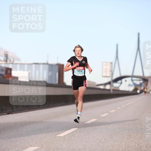 03.10.2024 - Köhlbrandbrückenlauf Fuchs,  Jonas http://msf.ph/oto/7198136 03.10.2024 09:37:03 Position 3 2, 1024 meine-sportfotos.de