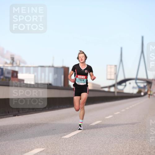 03.10.2024 - Köhlbrandbrückenlauf Fuchs,  Jonas http://msf.ph/oto/7198154 03.10.2024 09:37:03 Position 3 1024 meine-sportfotos.de