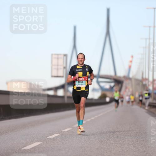 03.10.2024 - Köhlbrandbrückenlauf Fuchs,  Jonas http://msf.ph/oto/7198291 03.10.2024 09:37:24 Position 3 1054 meine-sportfotos.de