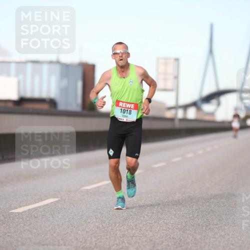 03.10.2024 - Köhlbrandbrückenlauf Fuchs,  Jonas http://msf.ph/oto/7198490 03.10.2024 09:37:40 Position 3 1018 meine-sportfotos.de