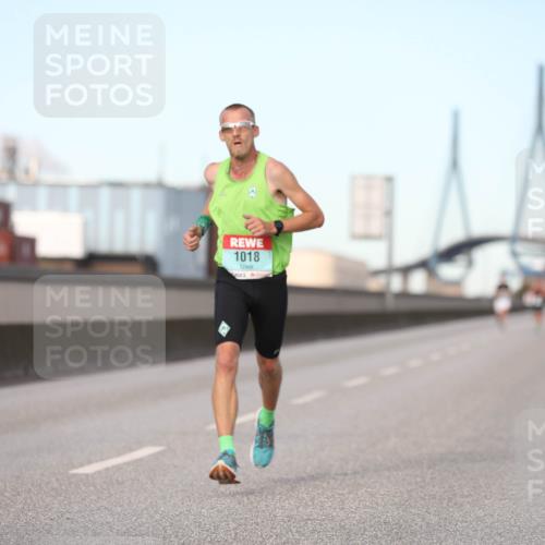 03.10.2024 - Köhlbrandbrückenlauf Fuchs,  Jonas http://msf.ph/oto/7198509 03.10.2024 09:37:41 Position 3 1018 meine-sportfotos.de