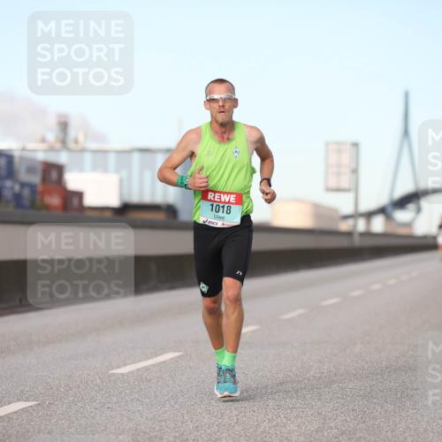 03.10.2024 - Köhlbrandbrückenlauf Fuchs,  Jonas http://msf.ph/oto/7198556 03.10.2024 09:37:41 Position 3 1018 meine-sportfotos.de