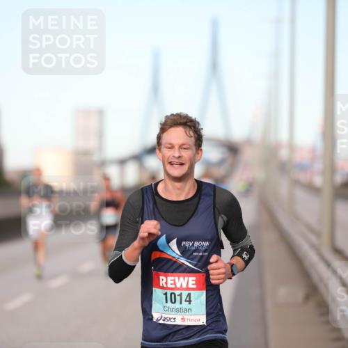 03.10.2024 - Köhlbrandbrückenlauf Fuchs,  Jonas http://msf.ph/oto/7198683 03.10.2024 09:37:55 Position 3 1014 meine-sportfotos.de