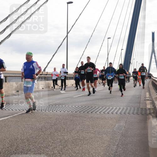 03.10.2024 - Köhlbrandbrückenlauf Matties Gatica Varas http://msf.ph/oto/7198873 03.10.2024 09:29:20 Position 2 1664, 2055 meine-sportfotos.de