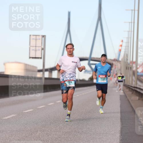 03.10.2024 - Köhlbrandbrückenlauf Fuchs,  Jonas http://msf.ph/oto/7198948 03.10.2024 09:38:06 Position 3 1074, 1033 meine-sportfotos.de