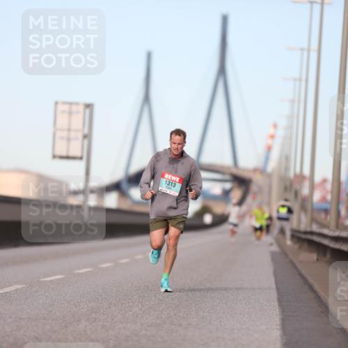 03.10.2024 - Köhlbrandbrückenlauf Fuchs,  Jonas http://msf.ph/oto/7199684 03.10.2024 09:38:47 Position 3 1313 meine-sportfotos.de
