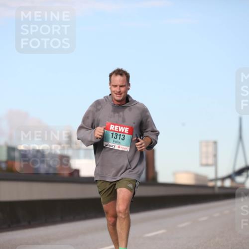 03.10.2024 - Köhlbrandbrückenlauf Fuchs,  Jonas http://msf.ph/oto/7199878 03.10.2024 09:38:52 Position 3 1313 meine-sportfotos.de