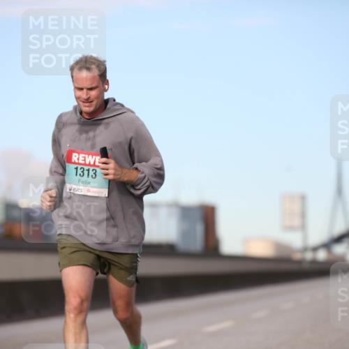 03.10.2024 - Köhlbrandbrückenlauf Fuchs,  Jonas http://msf.ph/oto/7199944 03.10.2024 09:38:52 Position 3 1313 meine-sportfotos.de