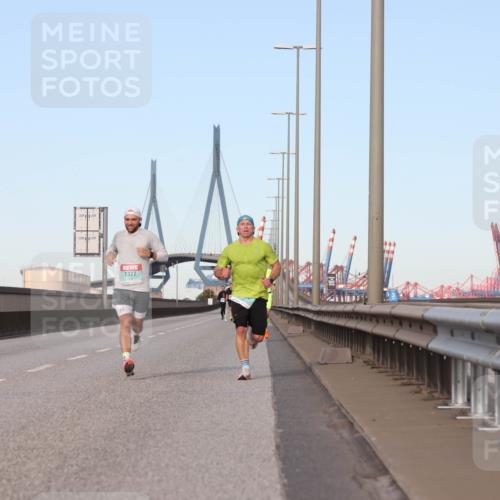 03.10.2024 - Köhlbrandbrückenlauf Fuchs,  Jonas http://msf.ph/oto/7200067 03.10.2024 09:39:08 Position 3 1377 meine-sportfotos.de