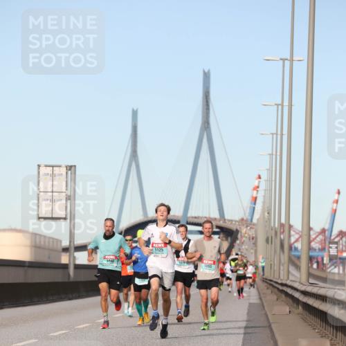 03.10.2024 - Köhlbrandbrückenlauf Fuchs,  Jonas http://msf.ph/oto/7201014 03.10.2024 09:39:44 Position 3 1125, 1248, 1076, 1055 meine-sportfotos.de