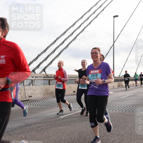 03.10.2024 - Köhlbrandbrückenlauf Matties Gatica Varas http://msf.ph/oto/7201028 03.10.2024 09:30:18 Position 2 2747, 2868, 2870, 2318, 2630, 1648 meine-sportfotos.de
