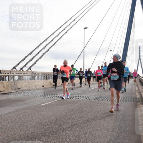 03.10.2024 - Köhlbrandbrückenlauf Matties Gatica Varas http://msf.ph/oto/7201156 03.10.2024 09:30:23 Position 2 1946 meine-sportfotos.de