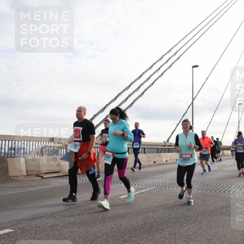 03.10.2024 - Köhlbrandbrückenlauf Matties Gatica Varas http://msf.ph/oto/7201298 03.10.2024 09:30:30 Position 2 2765, 1766, 2878, 1558 meine-sportfotos.de