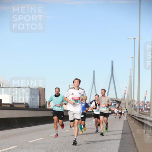 03.10.2024 - Köhlbrandbrückenlauf Fuchs,  Jonas http://msf.ph/oto/7201420 03.10.2024 09:39:49 Position 3 1848, 1125, 1055 meine-sportfotos.de