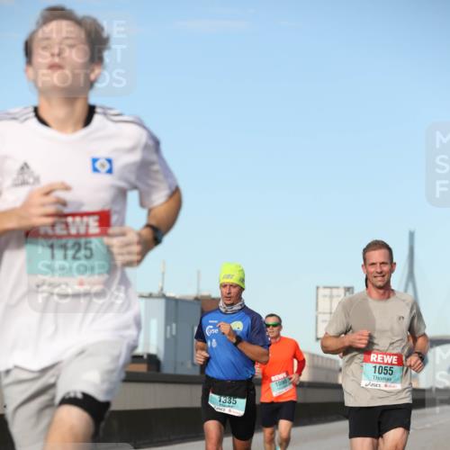 03.10.2024 - Köhlbrandbrückenlauf Fuchs,  Jonas http://msf.ph/oto/7201661 03.10.2024 09:39:52 Position 3 1125, 1335, 1090, 1055 meine-sportfotos.de