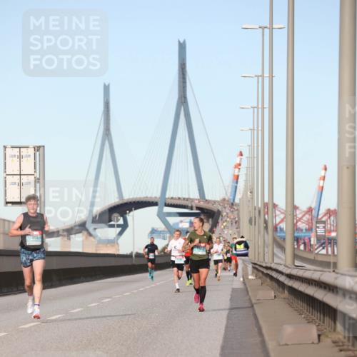 03.10.2024 - Köhlbrandbrückenlauf Fuchs,  Jonas http://msf.ph/oto/7201910 03.10.2024 09:39:57 Position 3 1015 meine-sportfotos.de