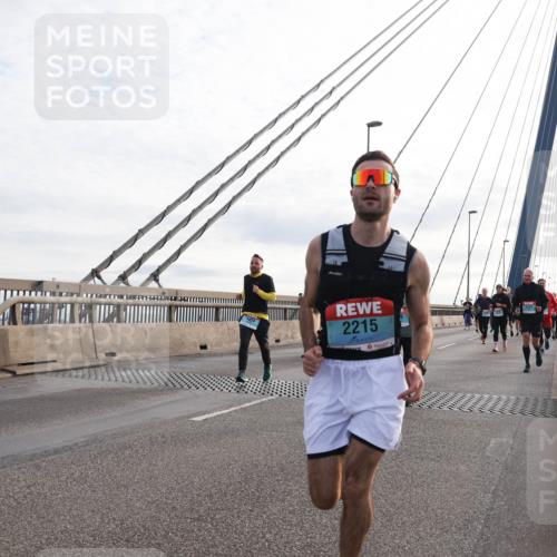 03.10.2024 - Köhlbrandbrückenlauf Matties Gatica Varas http://msf.ph/oto/7201992 03.10.2024 09:30:53 Position 2 2215 meine-sportfotos.de