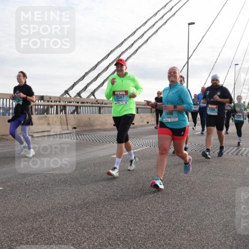 03.10.2024 - Köhlbrandbrückenlauf Matties Gatica Varas http://msf.ph/oto/7202284 03.10.2024 09:31:03 Position 2 2567, 2394, 2406, 1135 meine-sportfotos.de