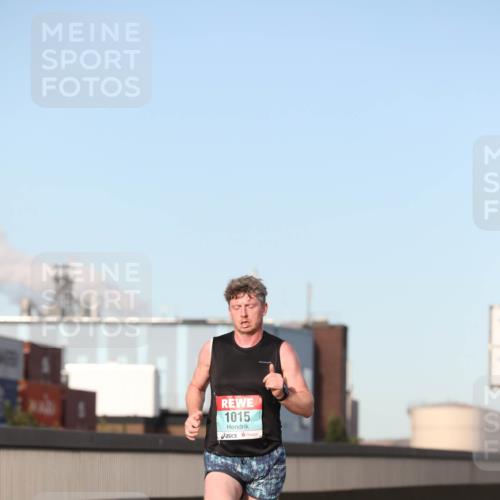 03.10.2024 - Köhlbrandbrückenlauf Fuchs,  Jonas http://msf.ph/oto/7202334 03.10.2024 09:40:02 Position 3 1015 meine-sportfotos.de