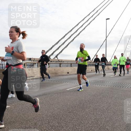 03.10.2024 - Köhlbrandbrückenlauf Matties Gatica Varas http://msf.ph/oto/7202370 03.10.2024 09:31:07 Position 2 91, 047 meine-sportfotos.de