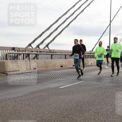 03.10.2024 - Köhlbrandbrückenlauf Matties Gatica Varas http://msf.ph/oto/7202403 03.10.2024 09:31:08 Position 2 1408, 2658 meine-sportfotos.de