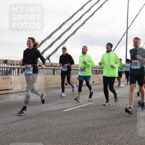 03.10.2024 - Köhlbrandbrückenlauf Matties Gatica Varas http://msf.ph/oto/7202434 03.10.2024 09:31:09 Position 2 2658, 1863, 1408, 1407 meine-sportfotos.de