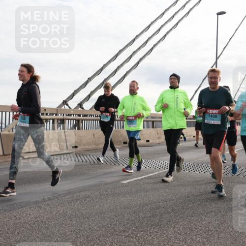 03.10.2024 - Köhlbrandbrückenlauf Matties Gatica Varas http://msf.ph/oto/7202451 03.10.2024 09:31:10 Position 2 2658, 2205, 1863, 1408, 1407, 3275 meine-sportfotos.de