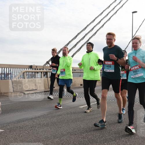 03.10.2024 - Köhlbrandbrückenlauf Matties Gatica Varas http://msf.ph/oto/7202460 03.10.2024 09:31:10 Position 2 2658, 2205, 863, 1408, 57, 1407 meine-sportfotos.de