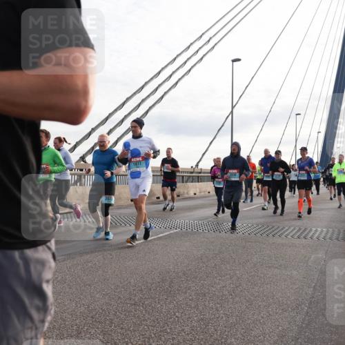 03.10.2024 - Köhlbrandbrückenlauf Matties Gatica Varas http://msf.ph/oto/7202553 03.10.2024 09:31:13 Position 2 1877, 2830 meine-sportfotos.de