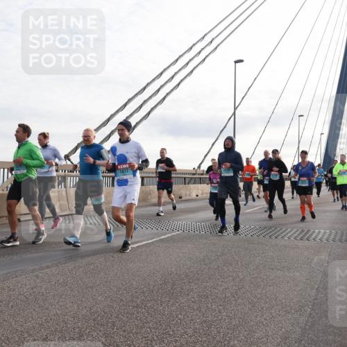 03.10.2024 - Köhlbrandbrückenlauf Matties Gatica Varas http://msf.ph/oto/7202568 03.10.2024 09:31:13 Position 2 129, 2024, 2023, 1877, 10, 2830, 1514 meine-sportfotos.de