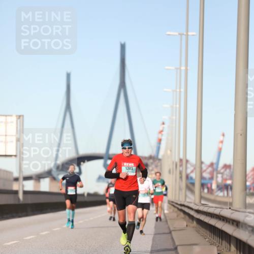 03.10.2024 - Köhlbrandbrückenlauf Fuchs,  Jonas http://msf.ph/oto/7202662 03.10.2024 09:40:12 Position 3 1203 meine-sportfotos.de
