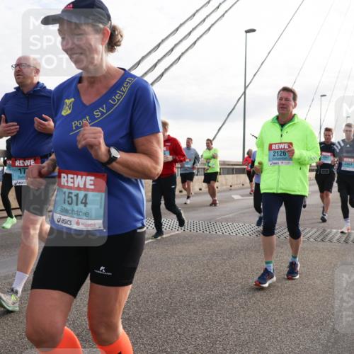 03.10.2024 - Köhlbrandbrückenlauf Matties Gatica Varas http://msf.ph/oto/7202682 03.10.2024 09:31:17 Position 2 9, 17, 1514, 2126, 2947, 2963 meine-sportfotos.de