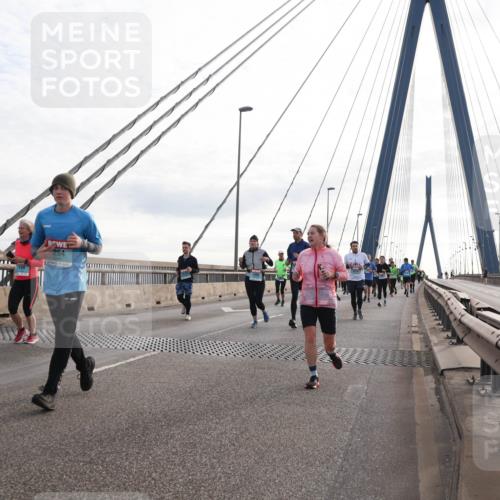 03.10.2024 - Köhlbrandbrückenlauf Matties Gatica Varas http://msf.ph/oto/7202810 03.10.2024 09:31:20 Position 2 264 meine-sportfotos.de