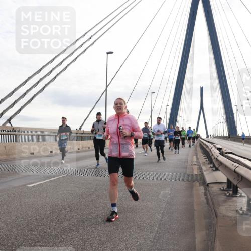 03.10.2024 - Köhlbrandbrückenlauf Matties Gatica Varas http://msf.ph/oto/7202827 03.10.2024 09:31:21 Position 2  meine-sportfotos.de