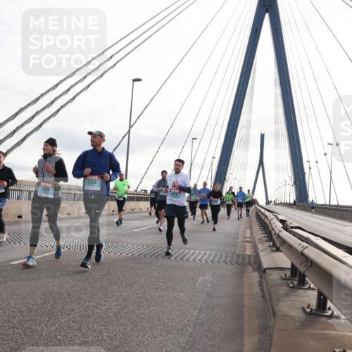 03.10.2024 - Köhlbrandbrückenlauf Matties Gatica Varas http://msf.ph/oto/7202862 03.10.2024 09:31:22 Position 2 2609, 2584, 3076 meine-sportfotos.de