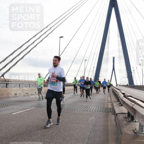 03.10.2024 - Köhlbrandbrückenlauf Matties Gatica Varas http://msf.ph/oto/7202882 03.10.2024 09:31:23 Position 2 3076 meine-sportfotos.de