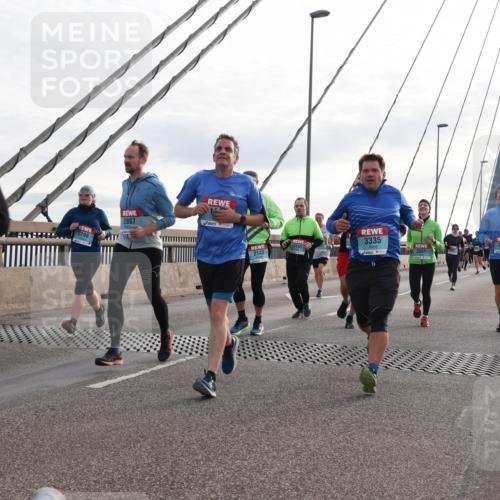 03.10.2024 - Köhlbrandbrückenlauf Matties Gatica Varas http://msf.ph/oto/7202968 03.10.2024 09:31:27 Position 2 2807, 2298, 3335, 2143, 3160, 2561, 2705 meine-sportfotos.de