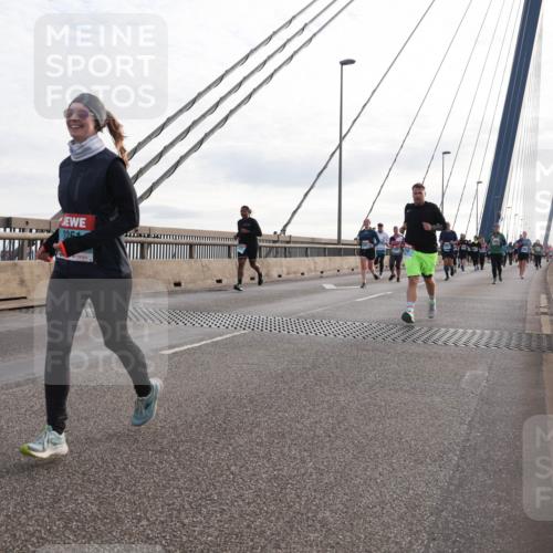 03.10.2024 - Köhlbrandbrückenlauf Matties Gatica Varas http://msf.ph/oto/7203153 03.10.2024 09:31:33 Position 2 326 meine-sportfotos.de