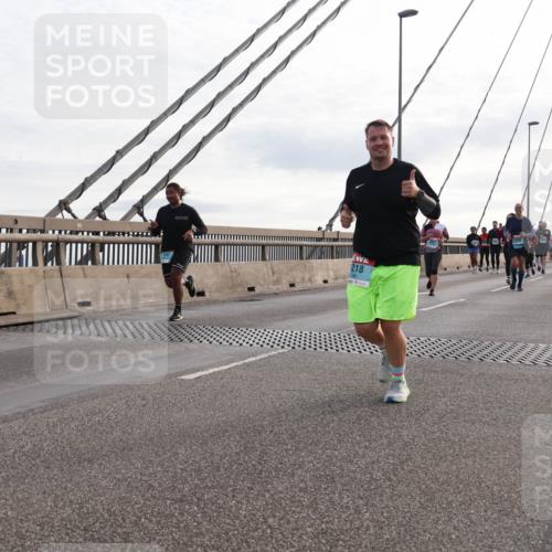 03.10.2024 - Köhlbrandbrückenlauf Matties Gatica Varas http://msf.ph/oto/7203188 03.10.2024 09:31:34 Position 2 218 meine-sportfotos.de