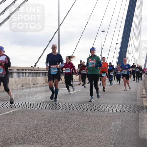 03.10.2024 - Köhlbrandbrückenlauf Matties Gatica Varas http://msf.ph/oto/7203314 03.10.2024 09:31:37 Position 2 2509, 3067, 2340, 3081, 2289 meine-sportfotos.de