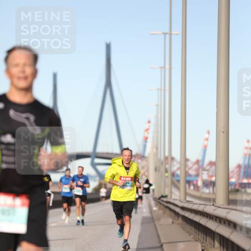 03.10.2024 - Köhlbrandbrückenlauf Fuchs,  Jonas http://msf.ph/oto/7203446 03.10.2024 09:40:31 Position 3 294 meine-sportfotos.de