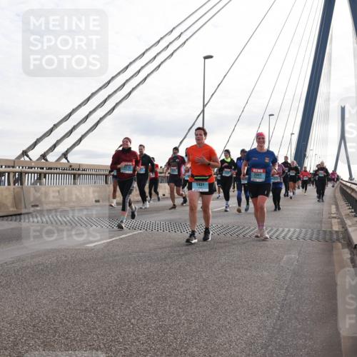03.10.2024 - Köhlbrandbrückenlauf Matties Gatica Varas http://msf.ph/oto/7203601 03.10.2024 09:31:40 Position 2 2210, 1431, 2041 meine-sportfotos.de