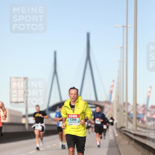 03.10.2024 - Köhlbrandbrückenlauf Fuchs,  Jonas http://msf.ph/oto/7203602 03.10.2024 09:40:34 Position 3 1394 meine-sportfotos.de