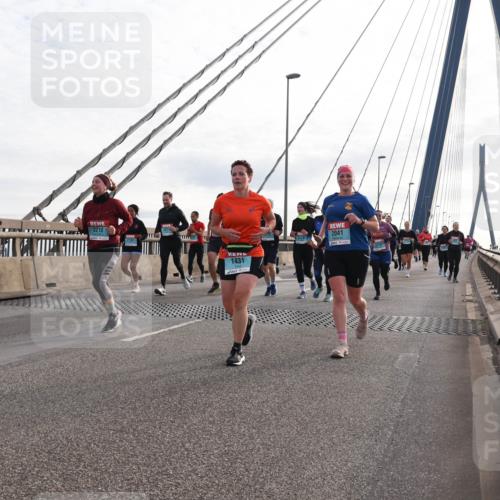 03.10.2024 - Köhlbrandbrückenlauf Matties Gatica Varas http://msf.ph/oto/7203643 03.10.2024 09:31:41 Position 2 2210, 1431, 2041 meine-sportfotos.de