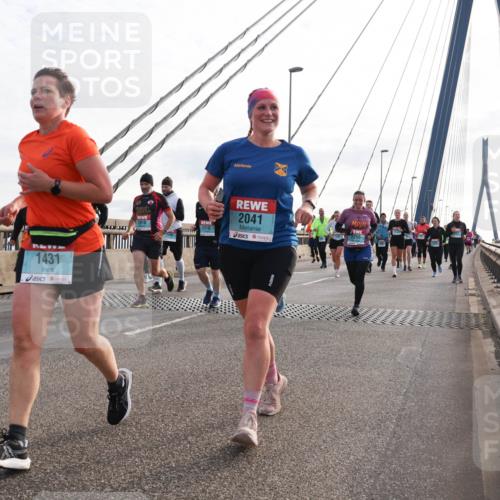 03.10.2024 - Köhlbrandbrückenlauf Matties Gatica Varas http://msf.ph/oto/7203679 03.10.2024 09:31:42 Position 2 1431, 2041, 2310, 1549 meine-sportfotos.de