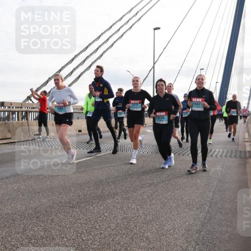 03.10.2024 - Köhlbrandbrückenlauf Matties Gatica Varas http://msf.ph/oto/7203821 03.10.2024 09:31:46 Position 2 2796, 2241, 2052, 2133, 1783, 1657, 2317 meine-sportfotos.de