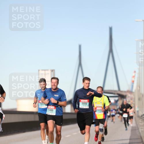 03.10.2024 - Köhlbrandbrückenlauf Fuchs,  Jonas http://msf.ph/oto/7203872 03.10.2024 09:40:40 Position 3 1082, 1405, 2085, 1013 meine-sportfotos.de