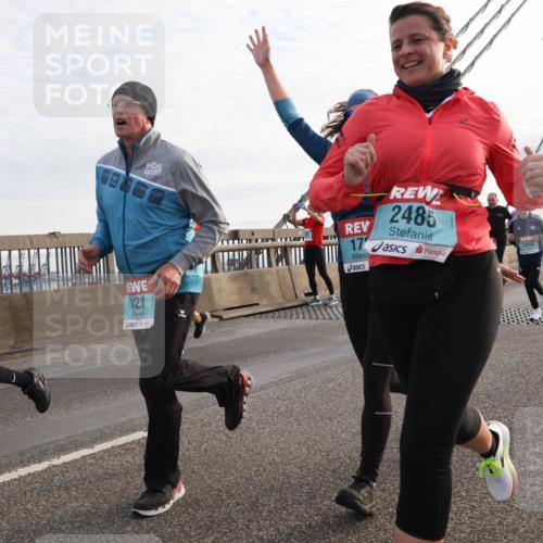 03.10.2024 - Köhlbrandbrückenlauf Matties Gatica Varas http://msf.ph/oto/7203934 03.10.2024 09:31:48 Position 2 2485, 17, 2046, 26, 128, 231 meine-sportfotos.de