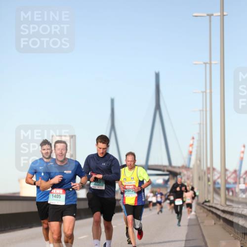 03.10.2024 - Köhlbrandbrückenlauf Fuchs,  Jonas http://msf.ph/oto/7203954 03.10.2024 09:40:41 Position 3 1405, 85, 522, 1013 meine-sportfotos.de