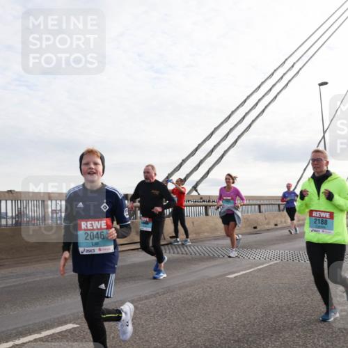 03.10.2024 - Köhlbrandbrückenlauf Matties Gatica Varas http://msf.ph/oto/7203988 03.10.2024 09:31:50 Position 2 2046, 1821, 2188 meine-sportfotos.de